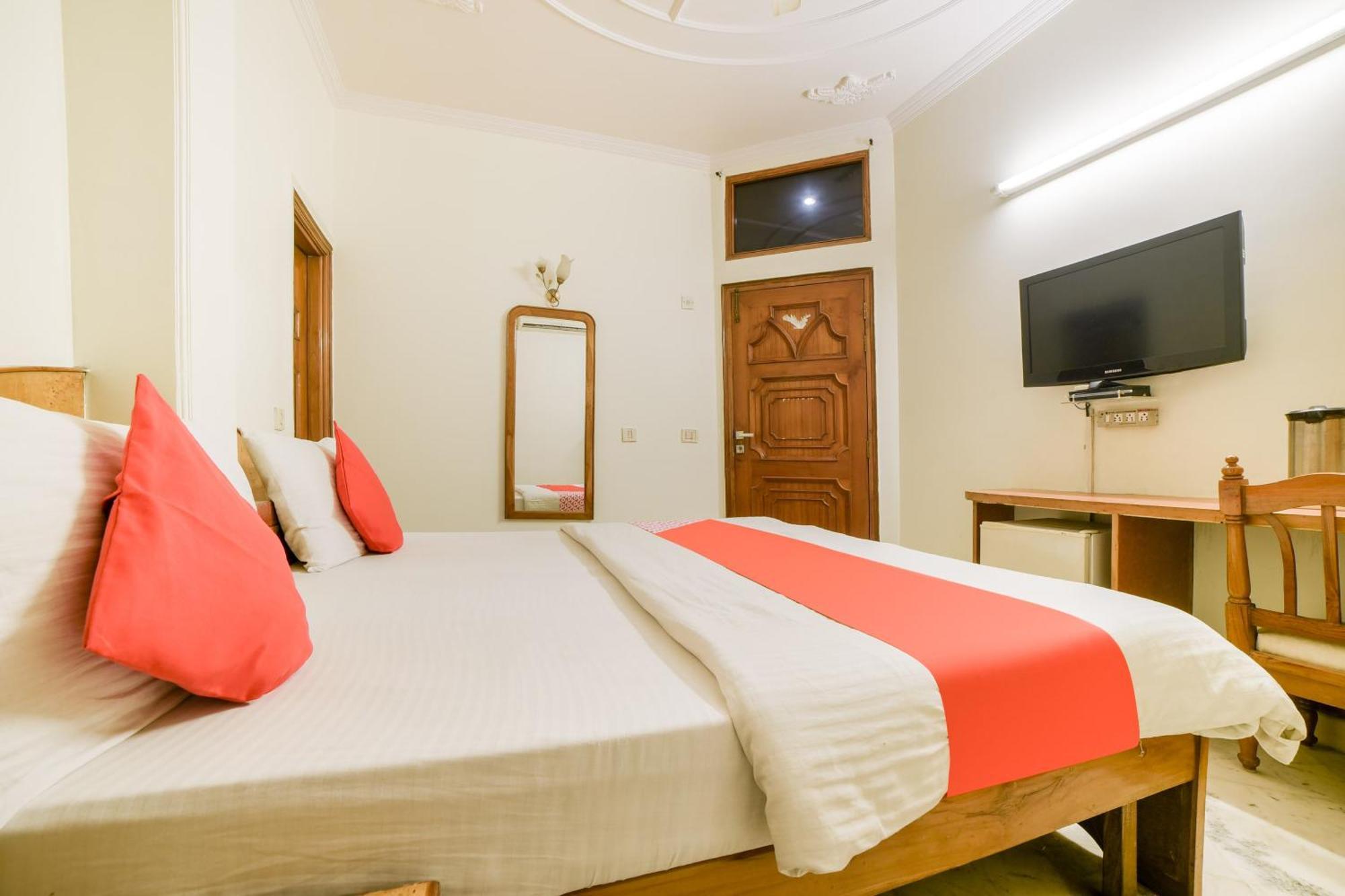 Super Hotel O Blue Sapphire Delhi นิวเดลี ภายนอก รูปภาพ