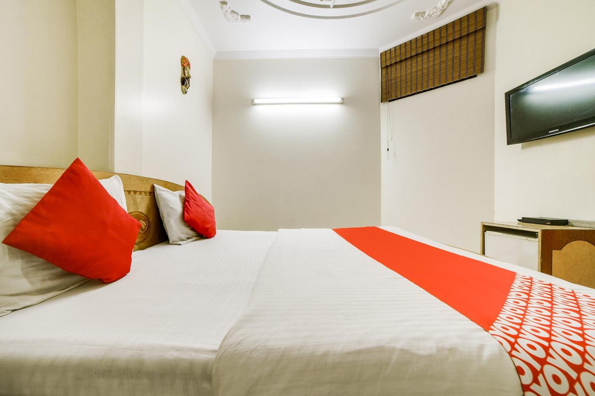 Super Hotel O Blue Sapphire Delhi นิวเดลี ภายนอก รูปภาพ