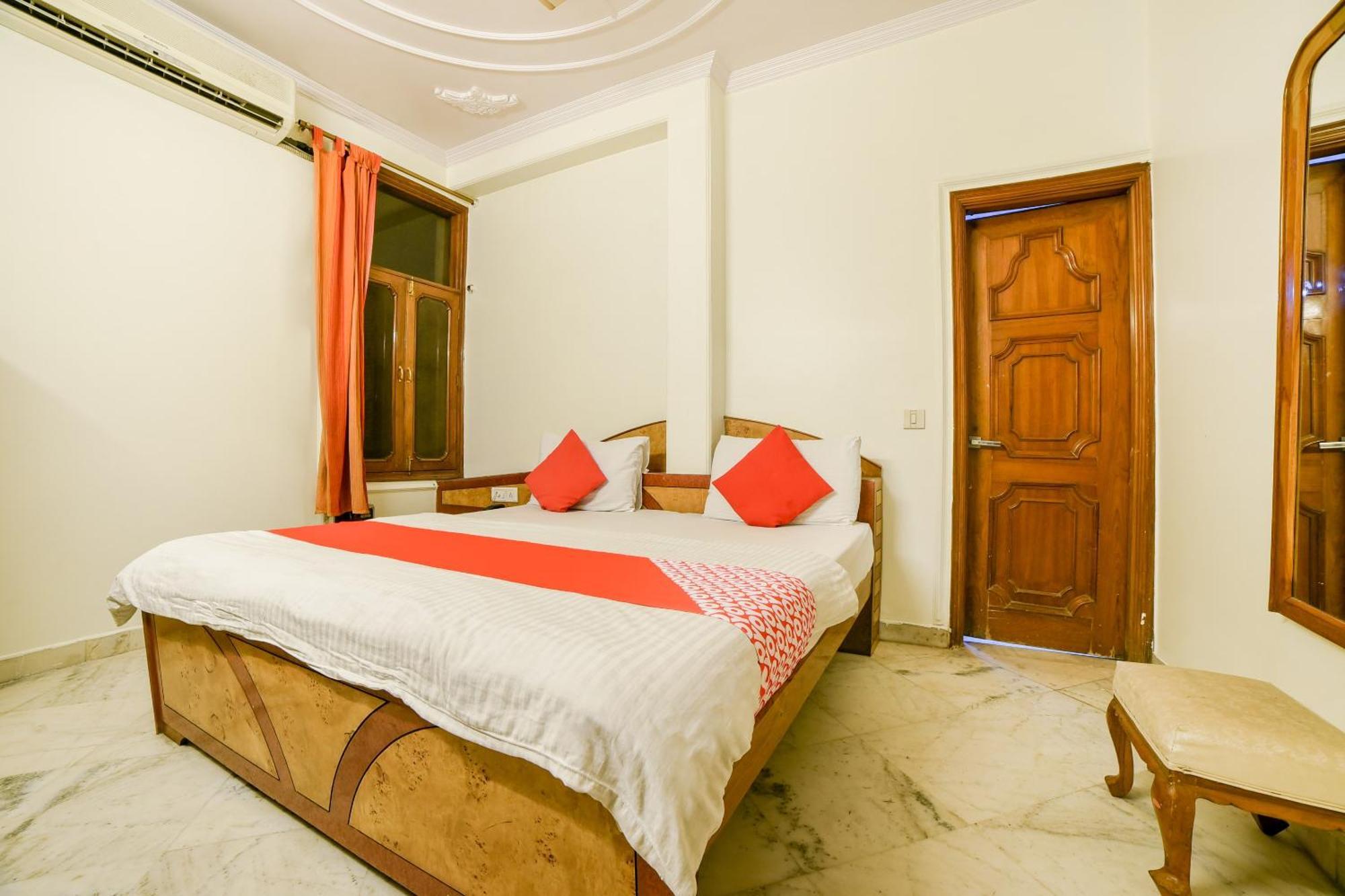 Super Hotel O Blue Sapphire Delhi นิวเดลี ภายนอก รูปภาพ