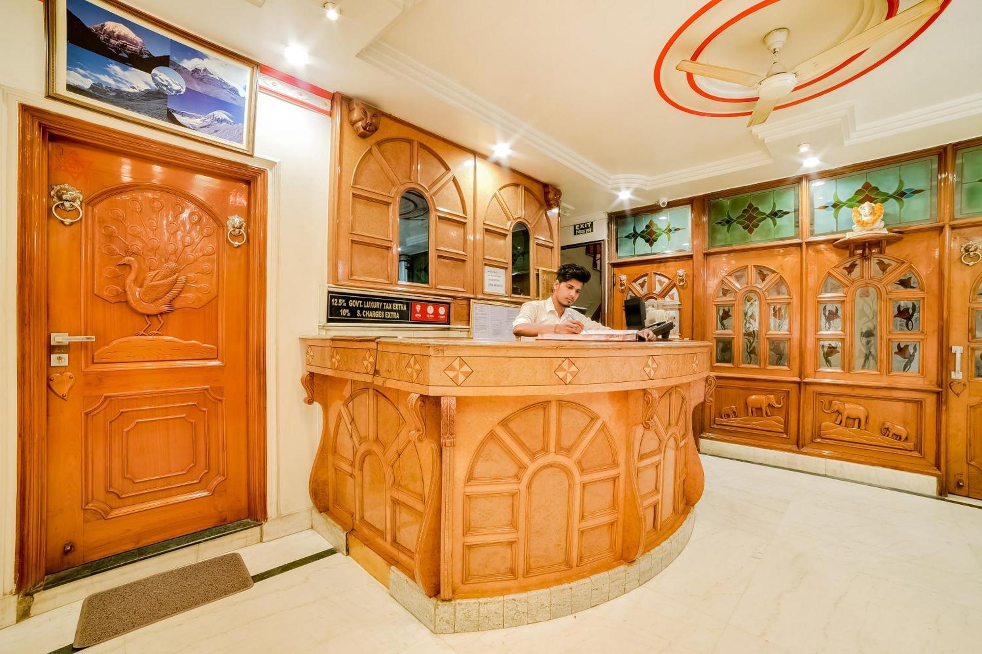 Super Hotel O Blue Sapphire Delhi นิวเดลี ภายนอก รูปภาพ